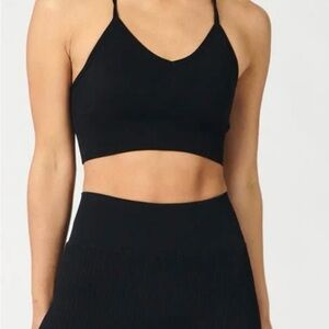 NUX Black Seamless Sports Bra